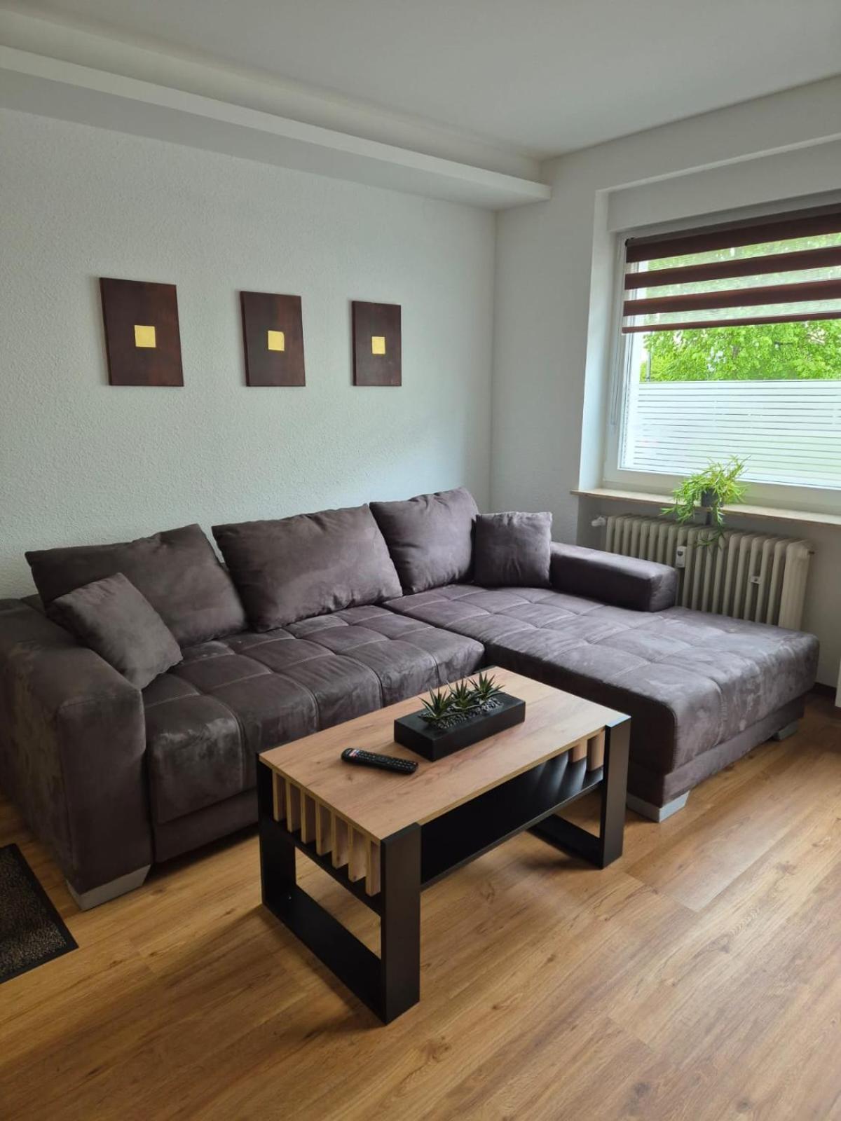 Homburger 14 - Appartment Neunkirchen Neunkirchen  Buitenkant foto