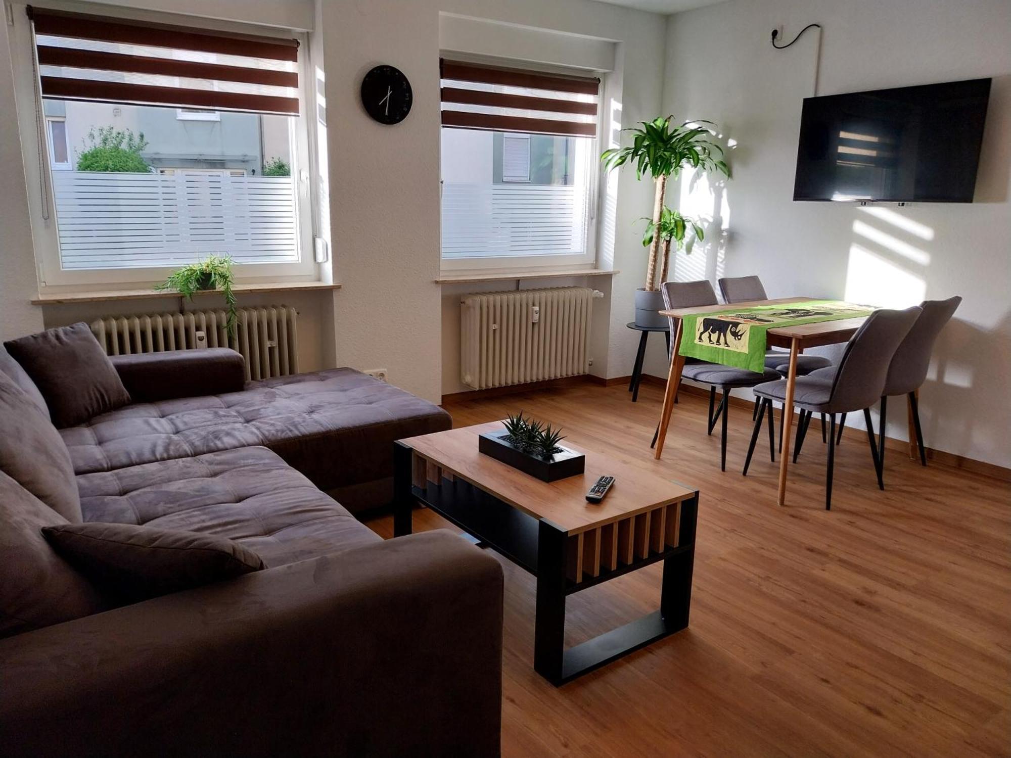 Homburger 14 - Appartment Neunkirchen Neunkirchen  Buitenkant foto